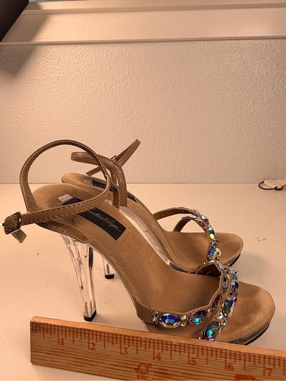 Jonathan Kayne Austria Crystal Clear Platform Heels Taupe Size 8.5 bling